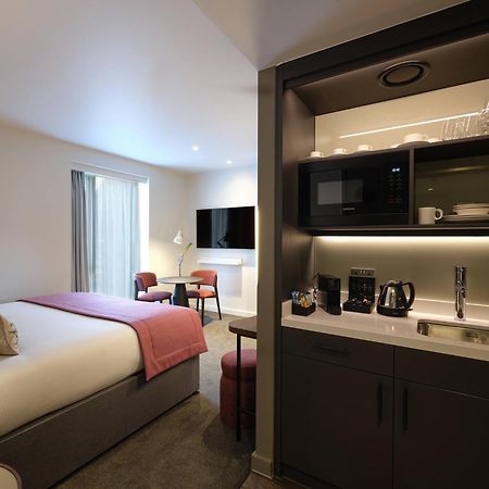 Отель The Resident Edinburgh - Newly Open Экстерьер фото