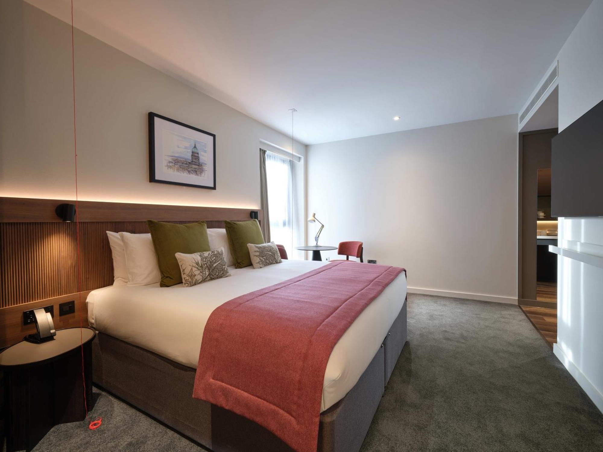 Отель The Resident Edinburgh - Newly Open Экстерьер фото