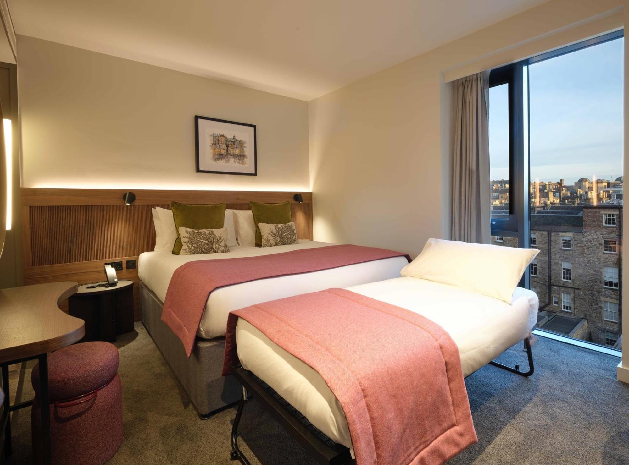 Отель The Resident Edinburgh - Newly Open Экстерьер фото