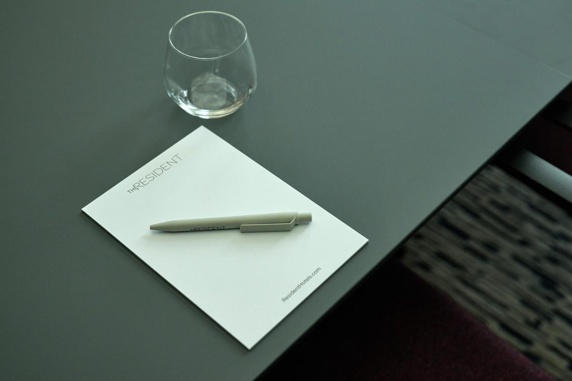 Отель The Resident Edinburgh - Newly Open Экстерьер фото
